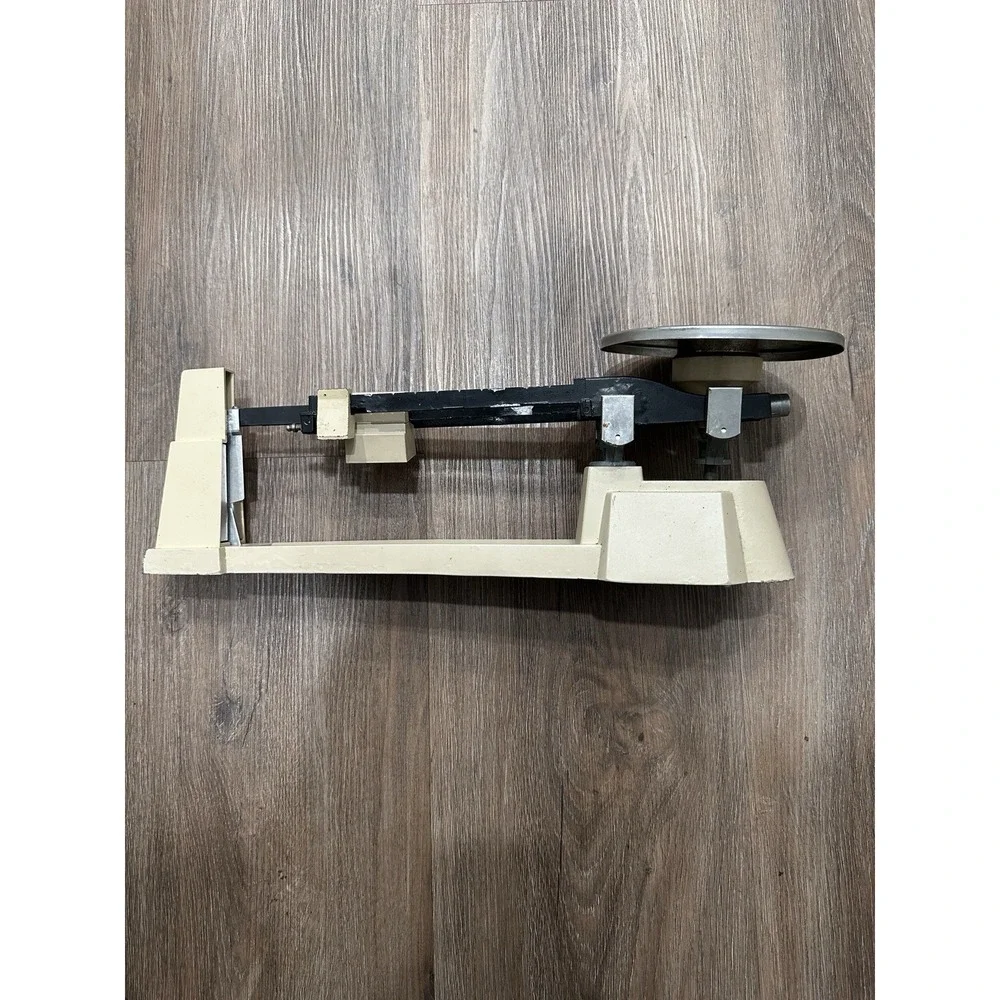 Ohaus Triple Beam Balance‎ 700 / 800 Series 2610g 5lb 2oz Capacity Scale USED